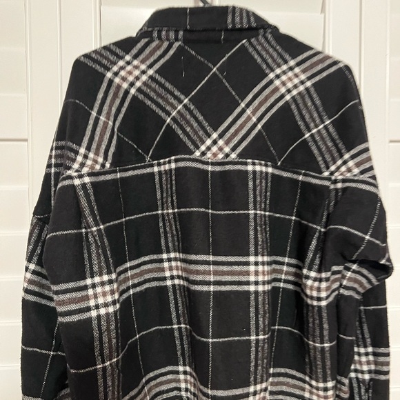 Cisono plaid button up - Picture 2 of 4